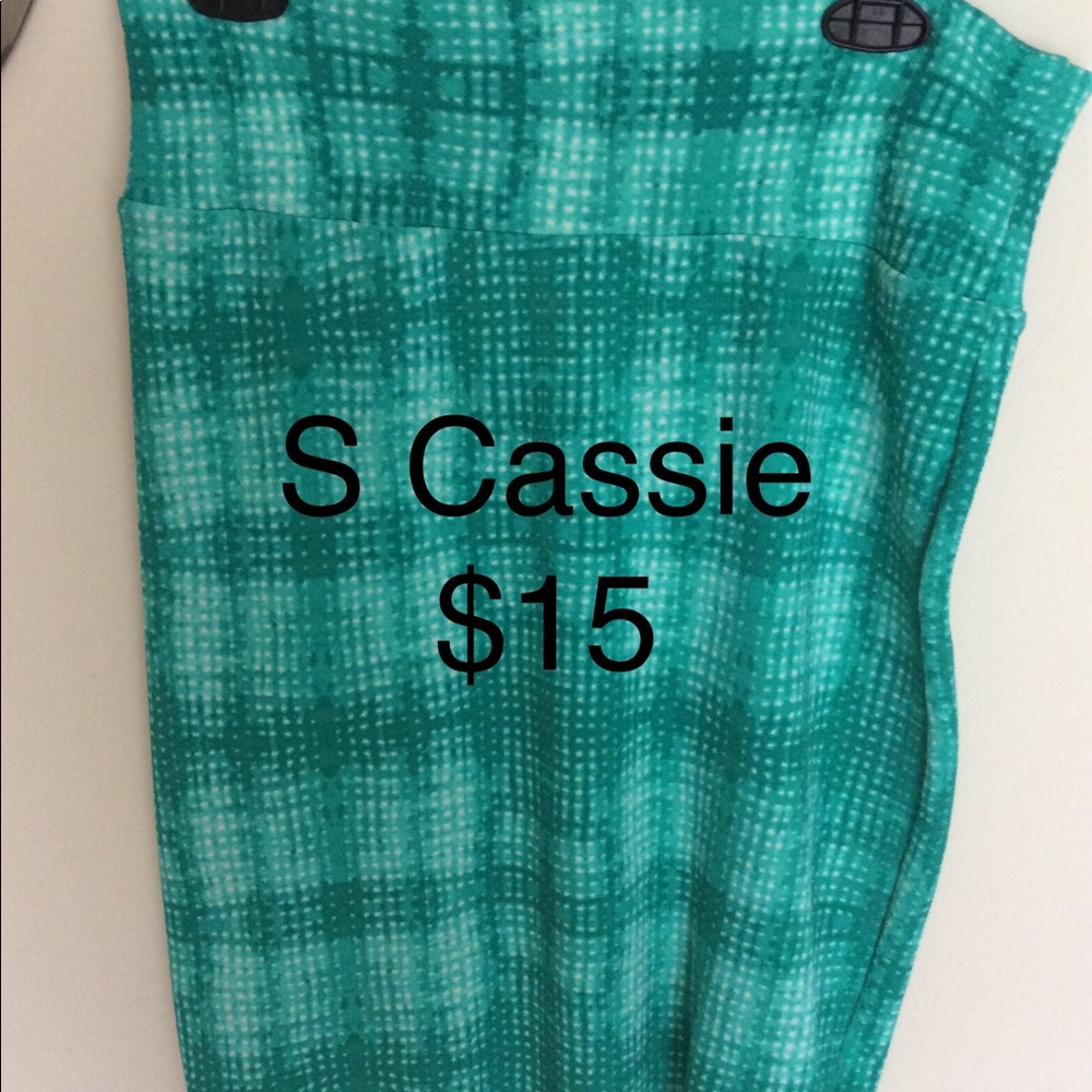 LulaRoe Cassie